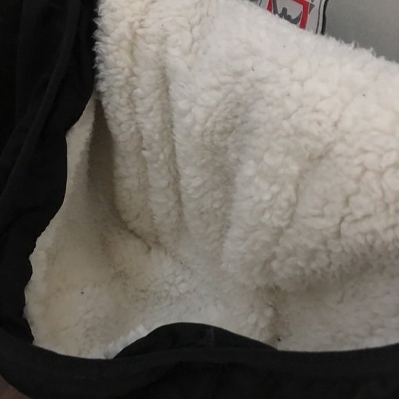 Comfiest winter jacket. - Picture 4 of 4